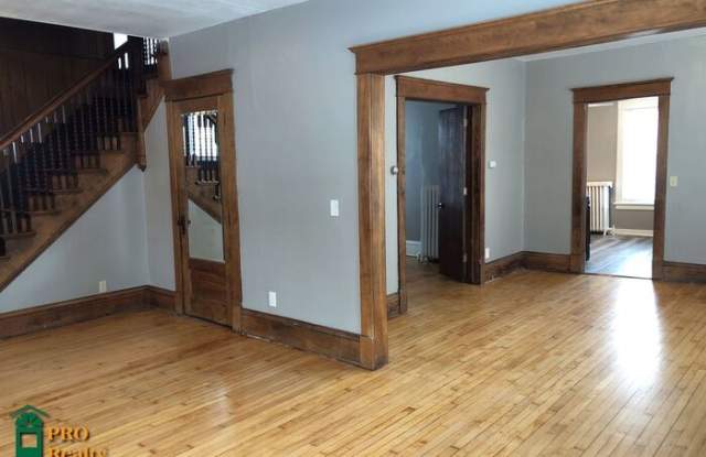 3218 Aldrich Avenue North Gallery 3