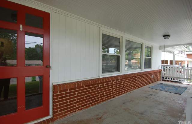 3105 Brentwood Road Gallery 2