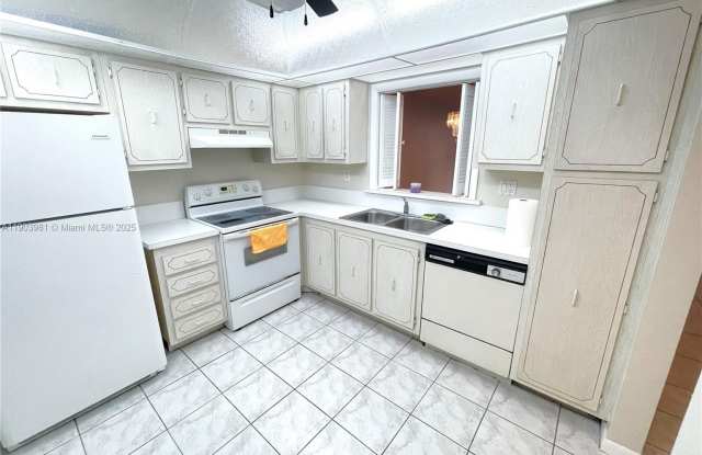 403 NW 68th Ave photos photos 403 NW 68th Ave photos photos