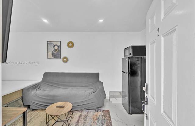 4328 SW 49th Ct Gallery 2