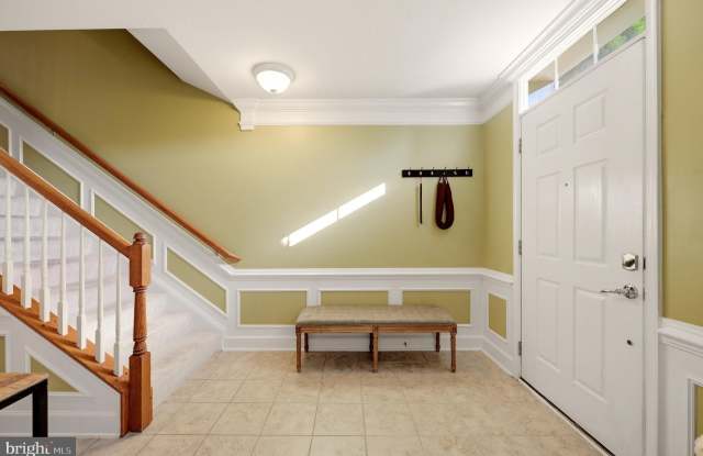 197 GREAT LAUREL Square SE Gallery 4