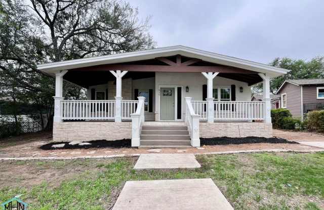 Welcome to your dream home nestled in the prestigious neighborhood of Terrell Hills, Texas. photos photos Welcome to your dream home nestled in the prestigious neighborhood of Terrell Hills, Texas. photos photos