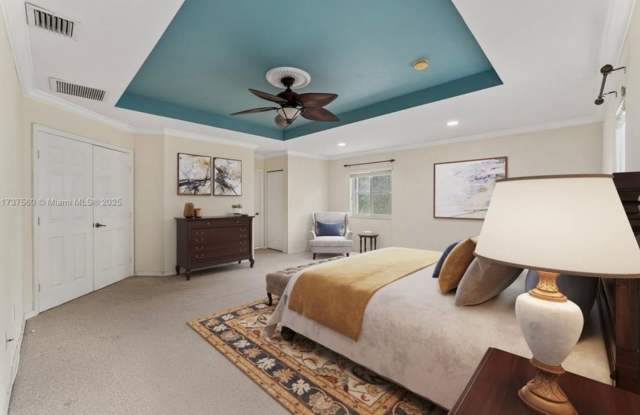 Spacious 5BR House in Homestead Gallery 3