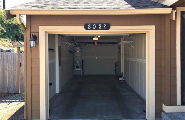 8032 14th St. SE. Gallery 3