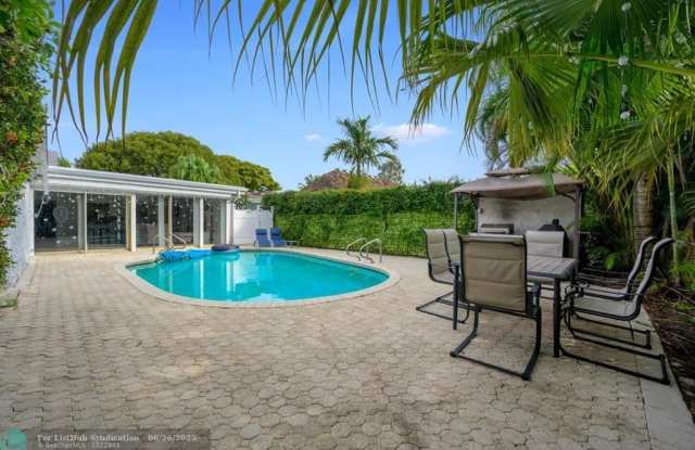 1336 Funston St photos photos