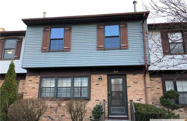 84 Corona Court Gallery 2
