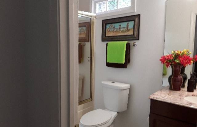 1598 S INDIAN CREEK DR # C Unit: -C Gallery 4