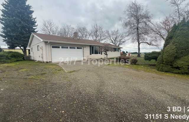 Country Living in Canby - 3 BD | 2 BA Home photos photos