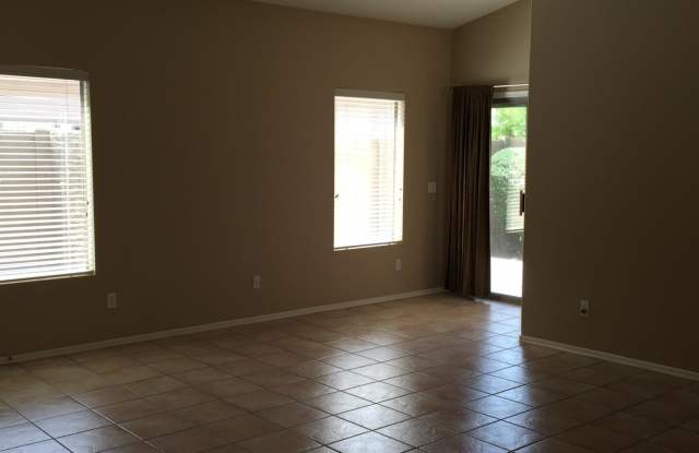 40236 N PATRIOT Way Gallery 3