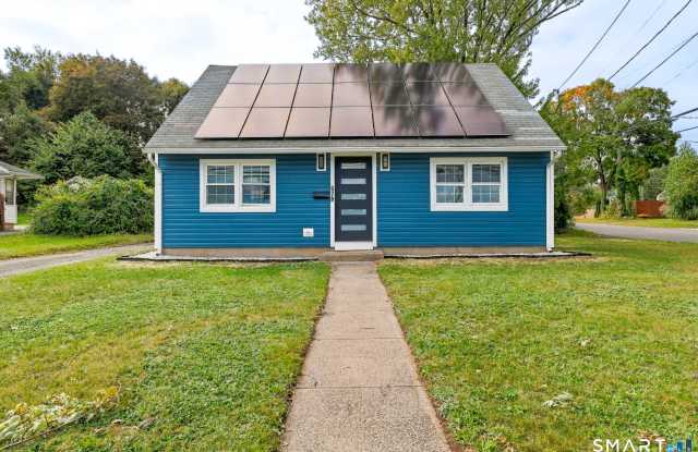 678 Farmington Avenue Gallery 1