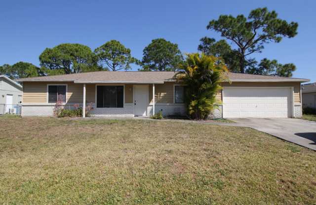 567 NW Australian Road NW Gallery 1