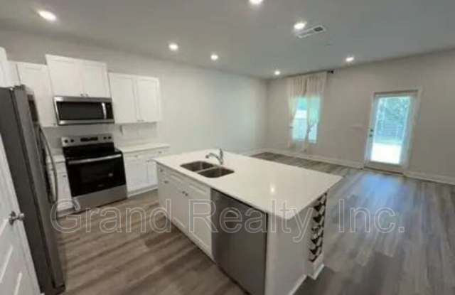 3821 Pendragon Cir Gallery 2