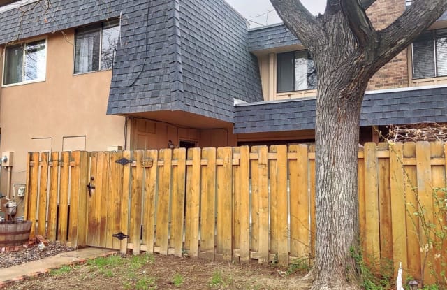 7995 E Mississippi Ave #B7 - 7995 Candlewyck, Denver, CO 80247