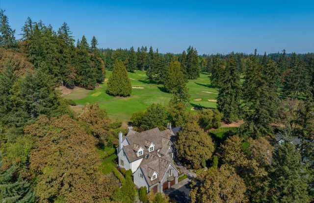 1199 Fairway Rd Gallery 2