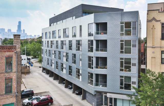 Wicker Park Lofts- 1515 W. Haddon Ave photos photos