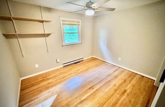 6405 WHITE OAK COURT photos photos