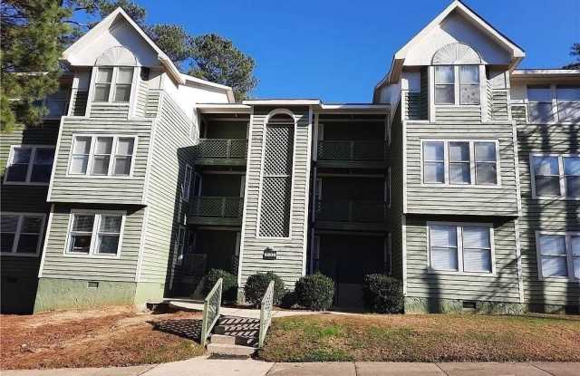 6801 Willowbrook Drive unit: 4 photos photos