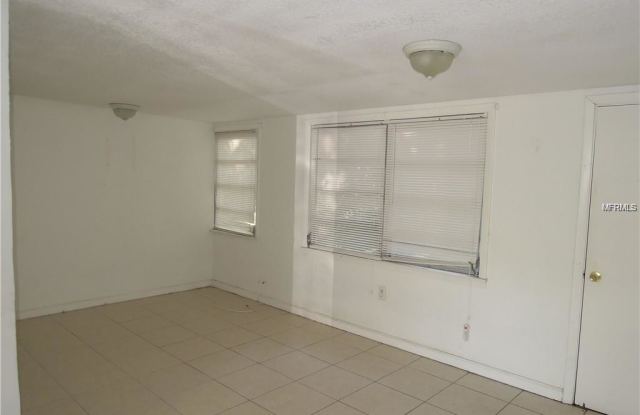 8090 38TH AVENUE N Gallery 2