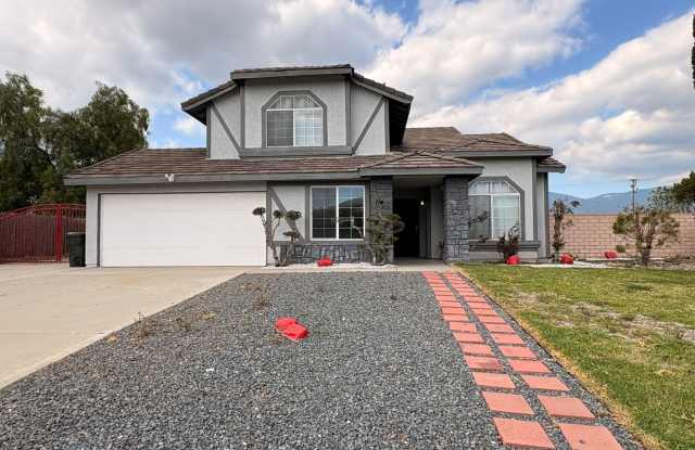 4 Bed, 2.5 Bath in Rialto! photos photos