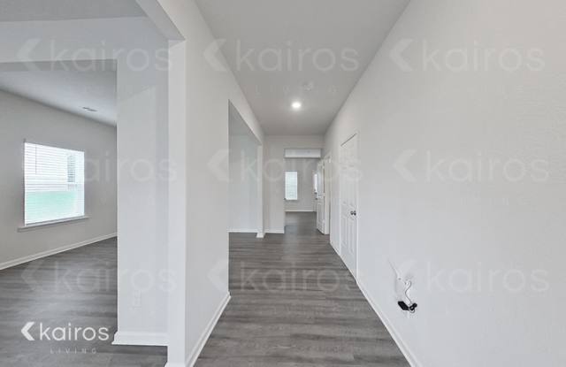 3428 Bridgewood Drive Gallery 2