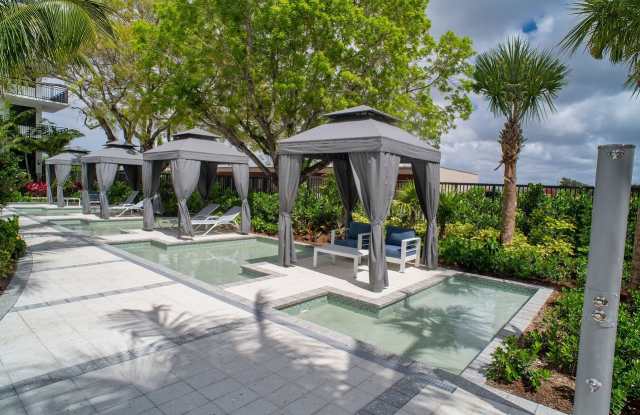 Palmetto Station Gallery 3