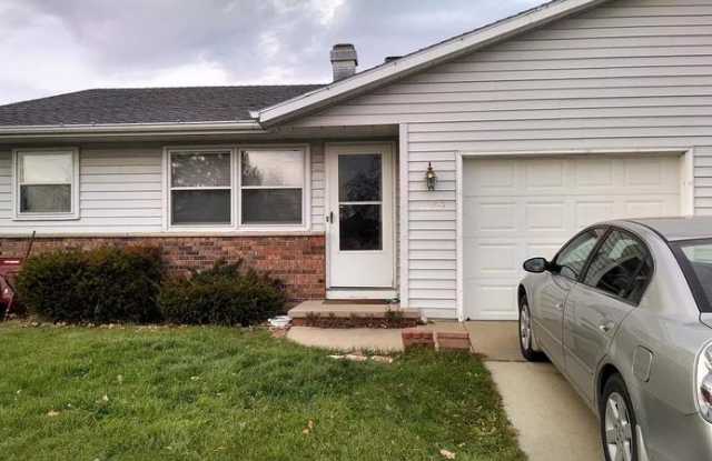 1137/1139 Breezewood Lane - 1139 photos photos