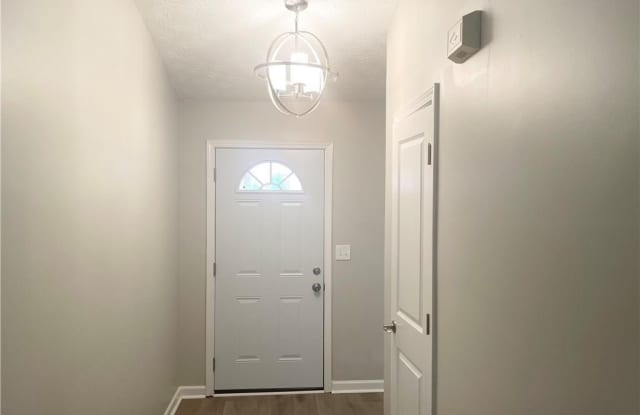 2715 Sterling Creek Pointe Gallery 4