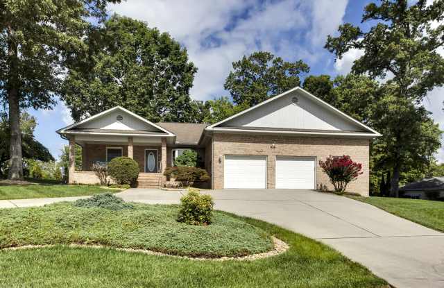 201 Seminole Circle photos photos