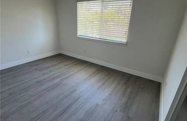 18637 Lassen Street photos photos