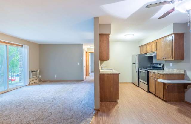 1075 Waterloo Ave photos photos