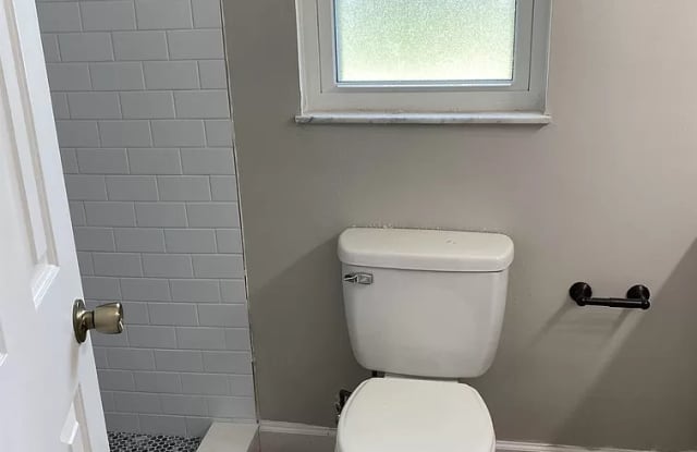 184 Windtree Ln # 1 photos photos