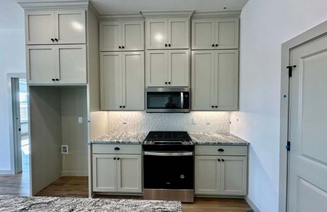 4 bedroom - Bixby Schools Gallery 3