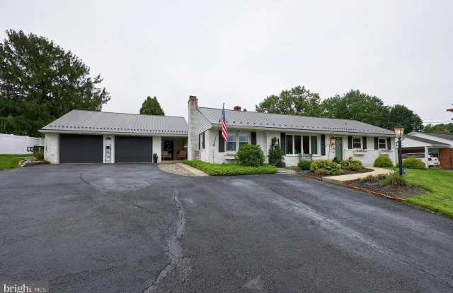 501 Longfellow Drive Gallery 2
