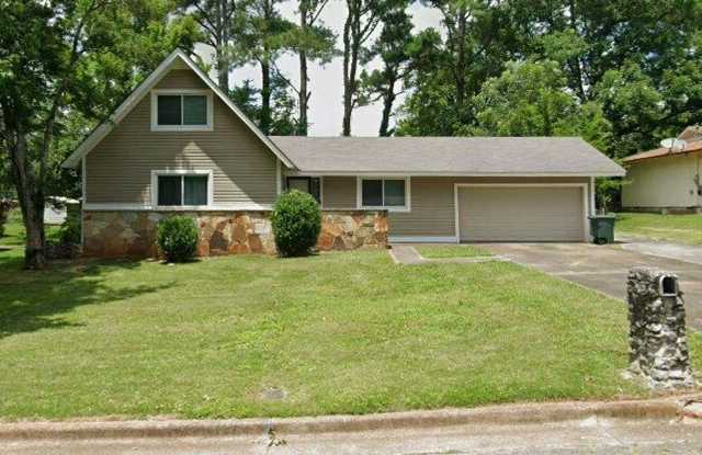 Charming 3-Bedroom Home in Huntsville - COMING SOON! Gallery 1