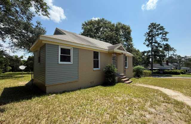 Charming 2BR Cottage in Augusta, GA! Available for move-in September 15! photos photos