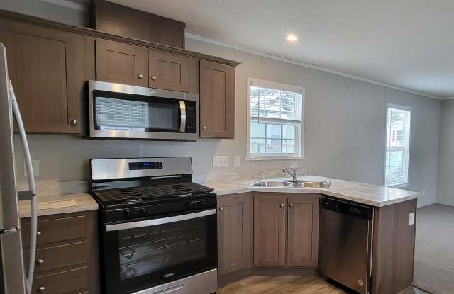 160 Forrest Ave., Lot #20, #FP-20 - 160 Forrest Avenue, Springfield, IL 62702 160 Forrest Ave., Lot #20, #FP-20 - 160 Forrest Avenue, Springfield, IL 62702