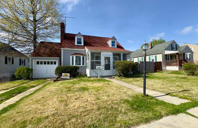 Charming 3 Bedroom/2 Bathroom Home with Large Backyard in Arbutus, MD! photos photos