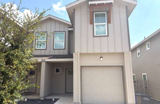 Beautiful Townhome 3/2.5 Gallery 4