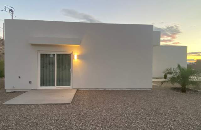 Brand New Home! Gallery 4
