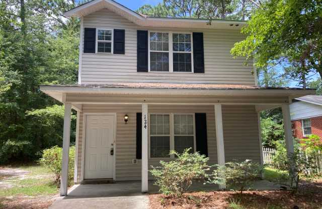 3 Bedroom 2 Bath House on Hillsdale Drive photos photos