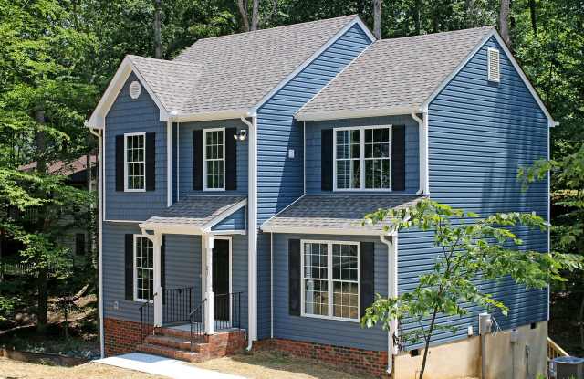Light-filled Lake Monticello Home photos photos