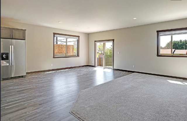 7012 277th St NW | Stanwood Gallery 3