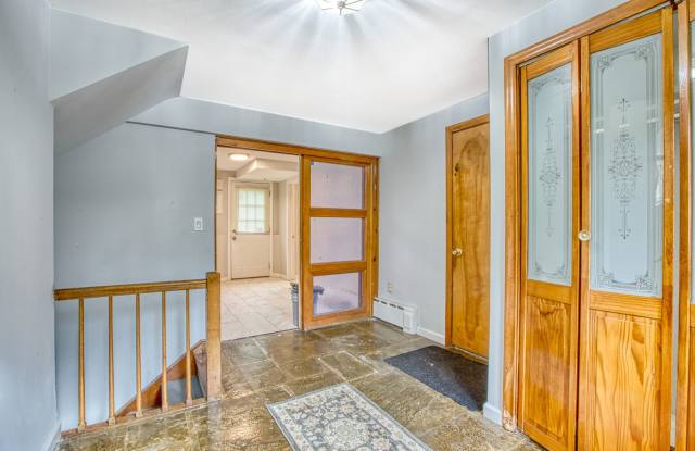 3 Bedroom Bloomfield Single Family Rental Gallery 4