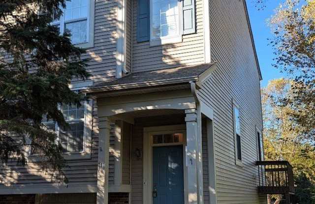 28764 W Pond View Drive unit: 28764 photos photos