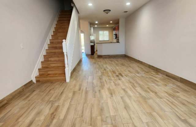222 BAYFRONT Drive Gallery 2