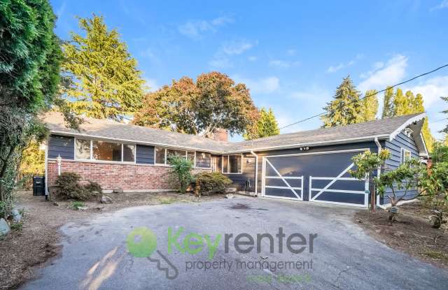 Live Comfortably in This 3-Bedroom with Style and Storage photos photos