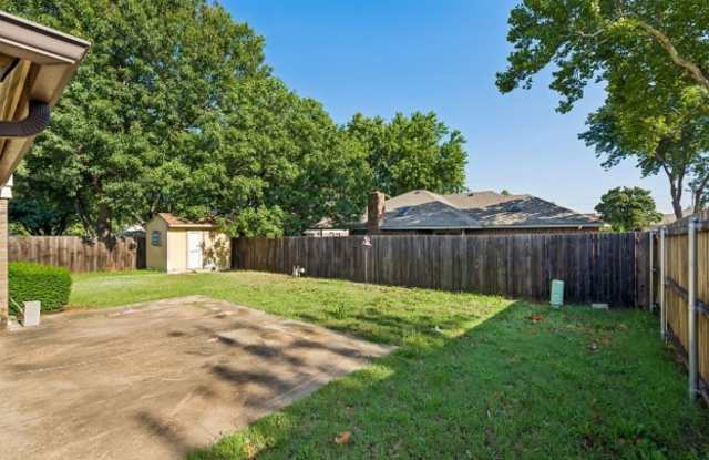 1909 Fountain View Gallery 4