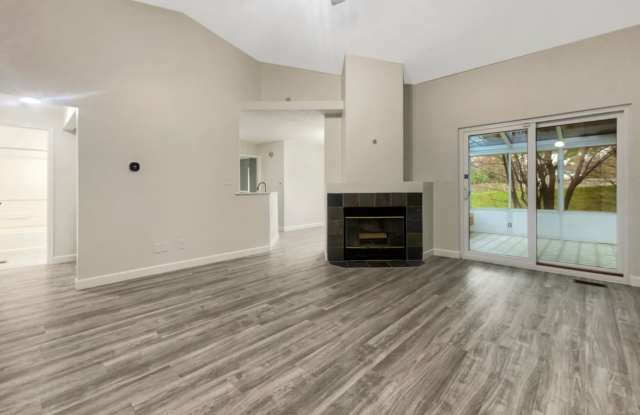 7850 Park North Bnd photos photos