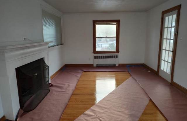 9 Lawn Ave. - 9 Lawn Avenue, Newton, MA 02460 9 Lawn Ave. - 9 Lawn Avenue, Newton, MA 02460