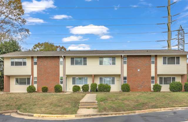 2 Bedroom Walking Distance to NCSU! photos photos